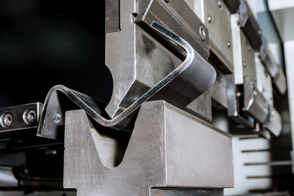 Material formability machine bending sheet metal