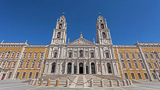 22583-portugal-lisbon-mafra-national-palace-smhoz.jpg