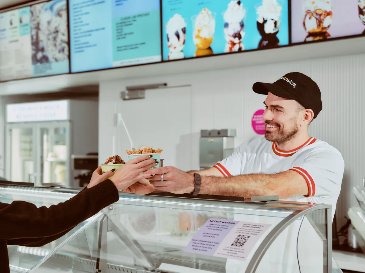 Ben Van Leeuwen serving customers.webp