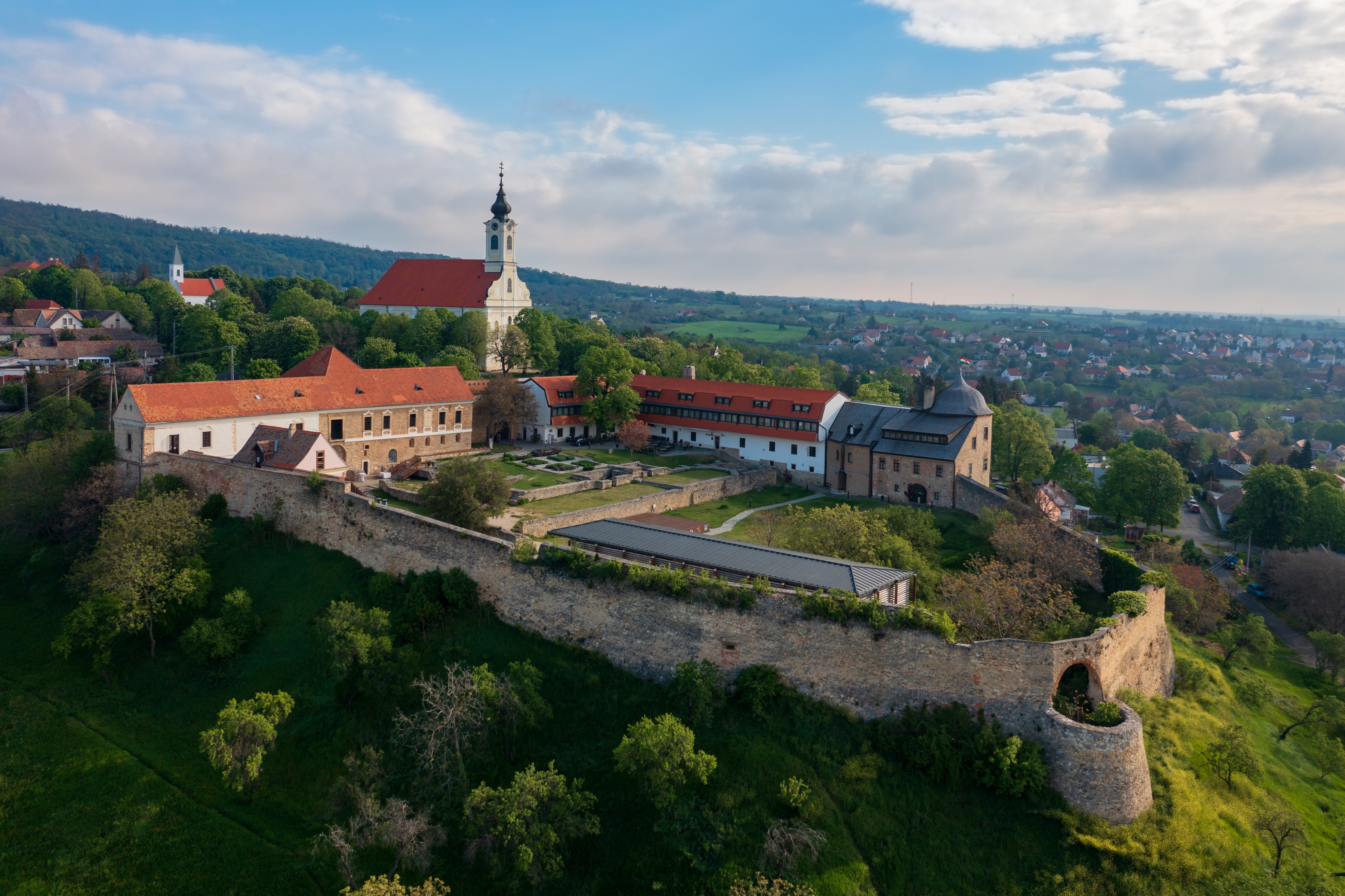 A komáromi monostori erőd látképe