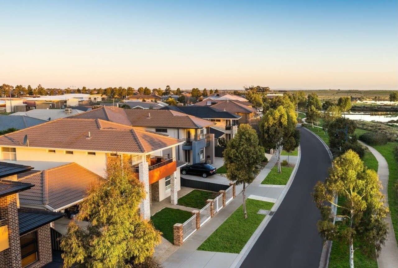 Manor Lakes Estate - Manor Lakes.jpg