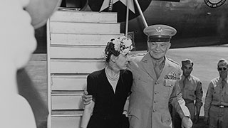 25040-DwightD-Mamie_Eisenhower-smhoz.jpg