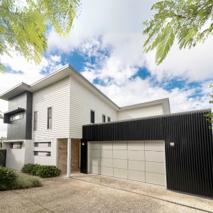 The front of our Buderim Prize Home on a sunny day
