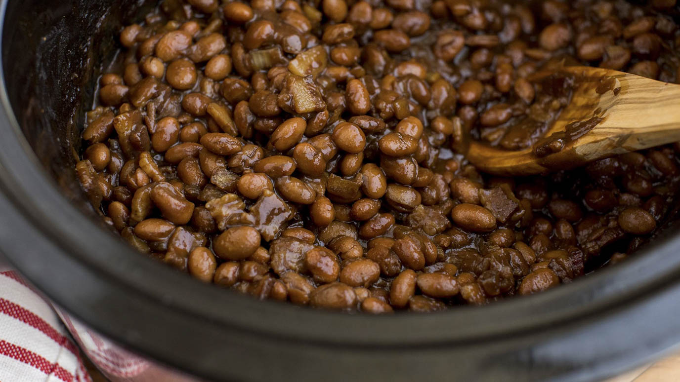 Slow Cooker Baked Beans with Bacon