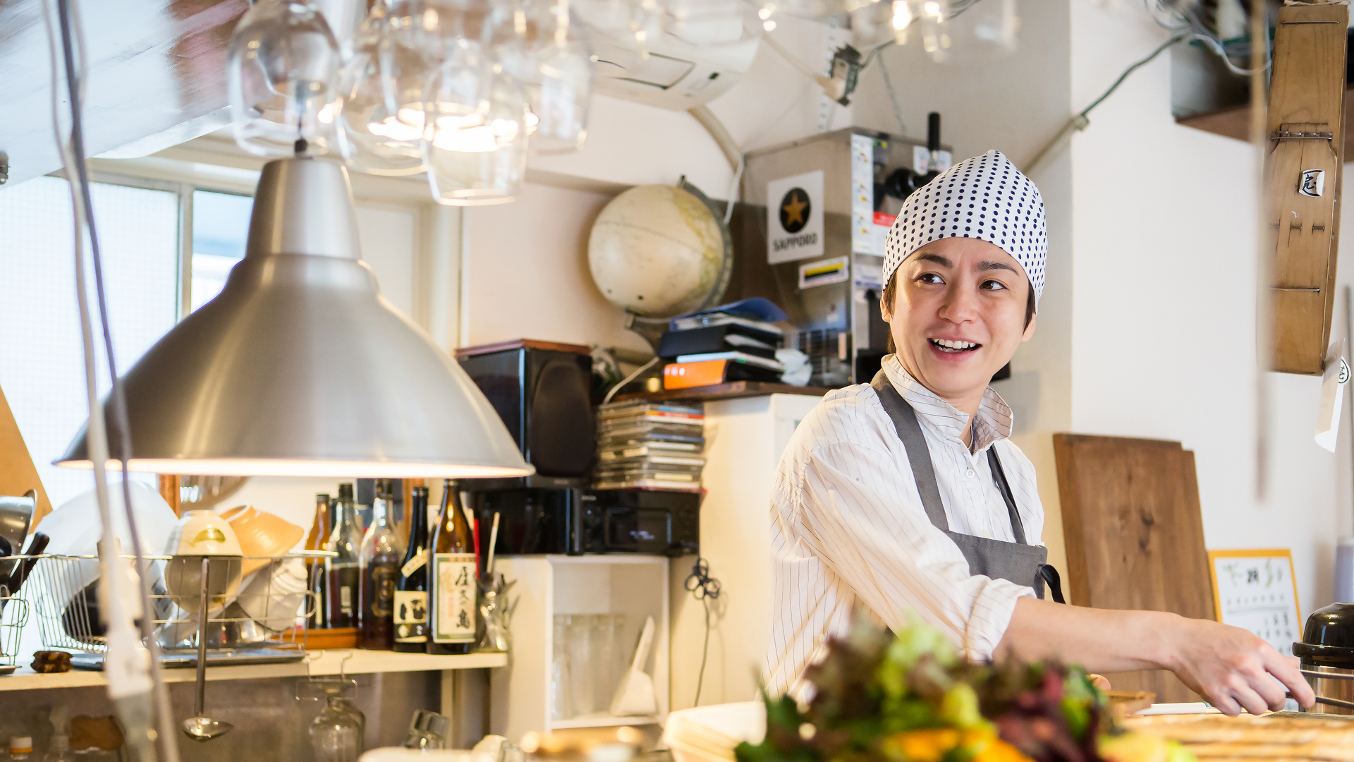 Restaurant female manager