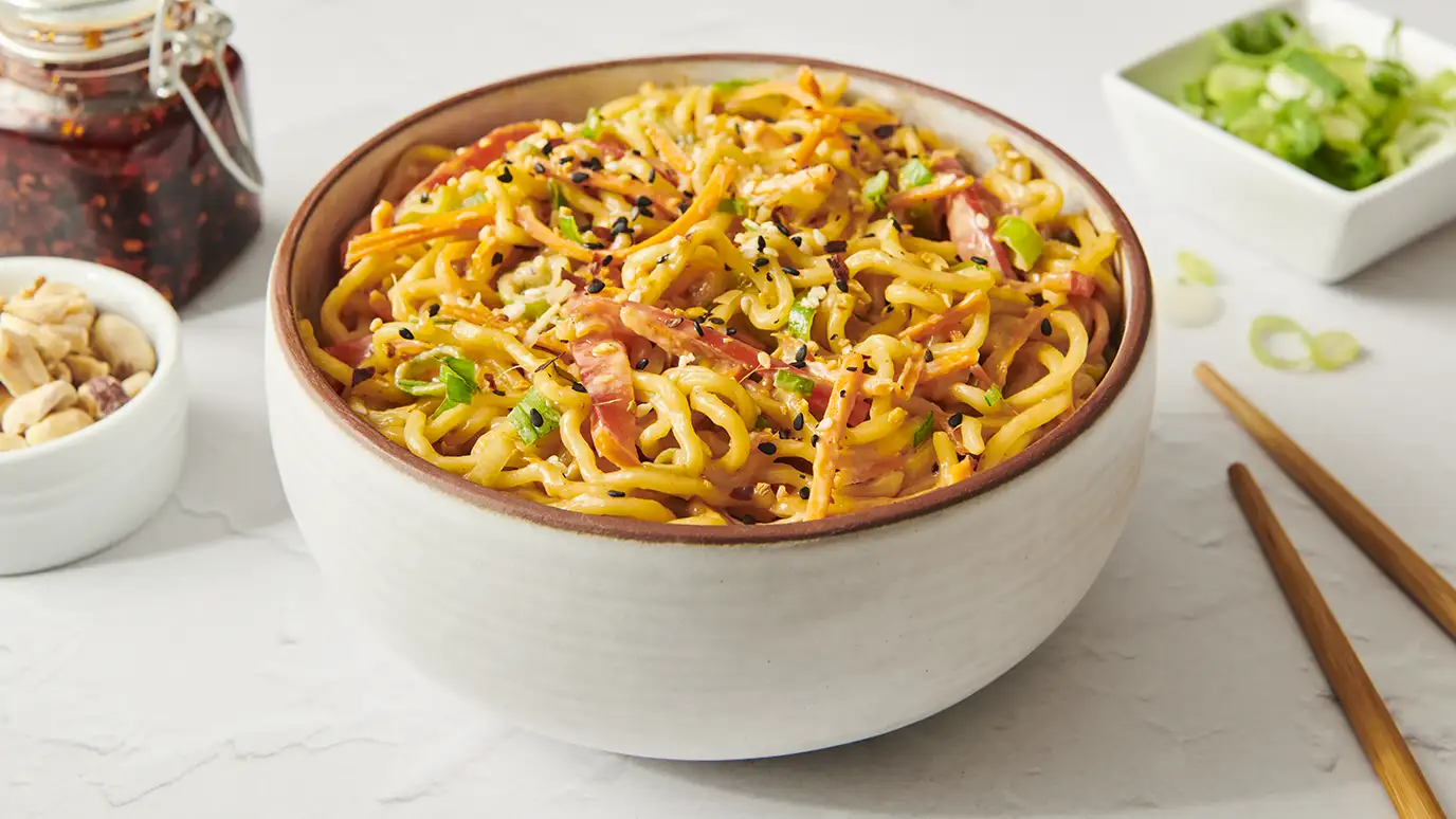 McCormick_Spicy_Peanut_Noodles_2024_1376x774.webp