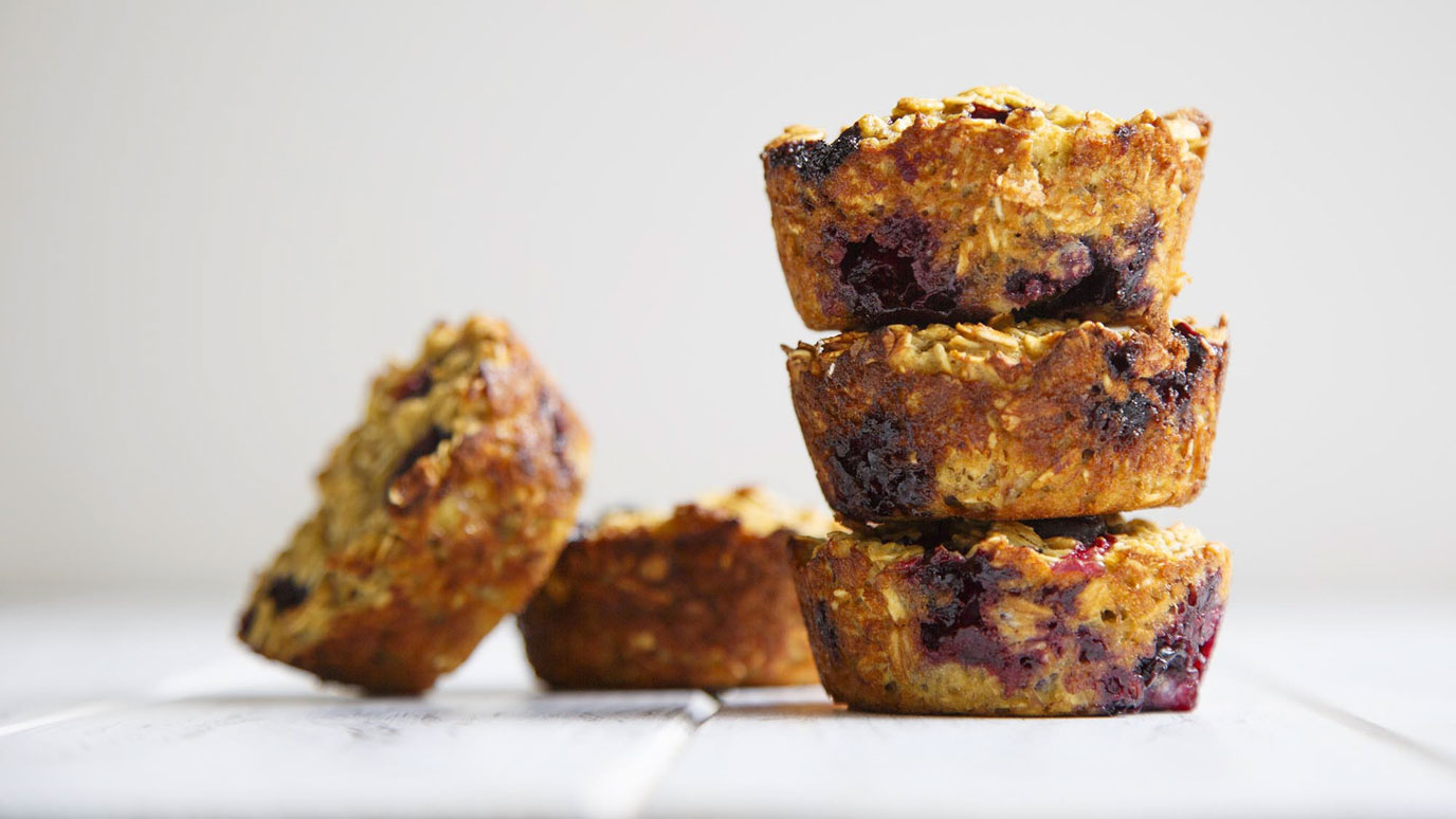 BLUEBERRY OATMEAL CUPS