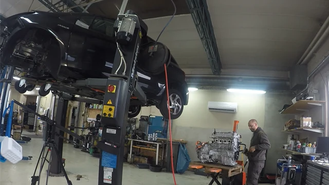 A tear down of Toyota Yaris Hybrid