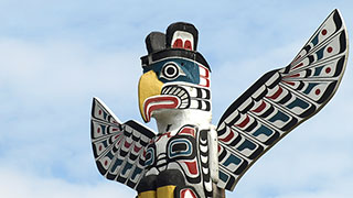 21439-Spectacular-western-canada-grizzlies-orcas-totems-vancouver-totem-smhoz.jpg