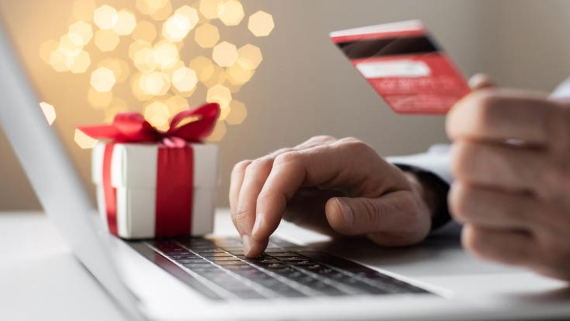 Why Consumers Should Shop Early This Holiday Season