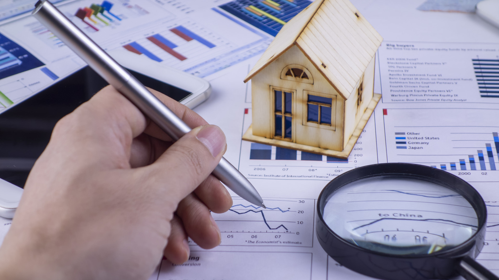 Analyzing real estate information with a pen in hand
