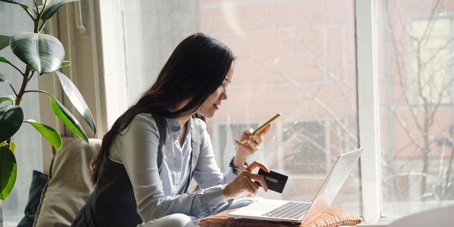 How Retailers Can Engage Shoppers Across Generations In 2025