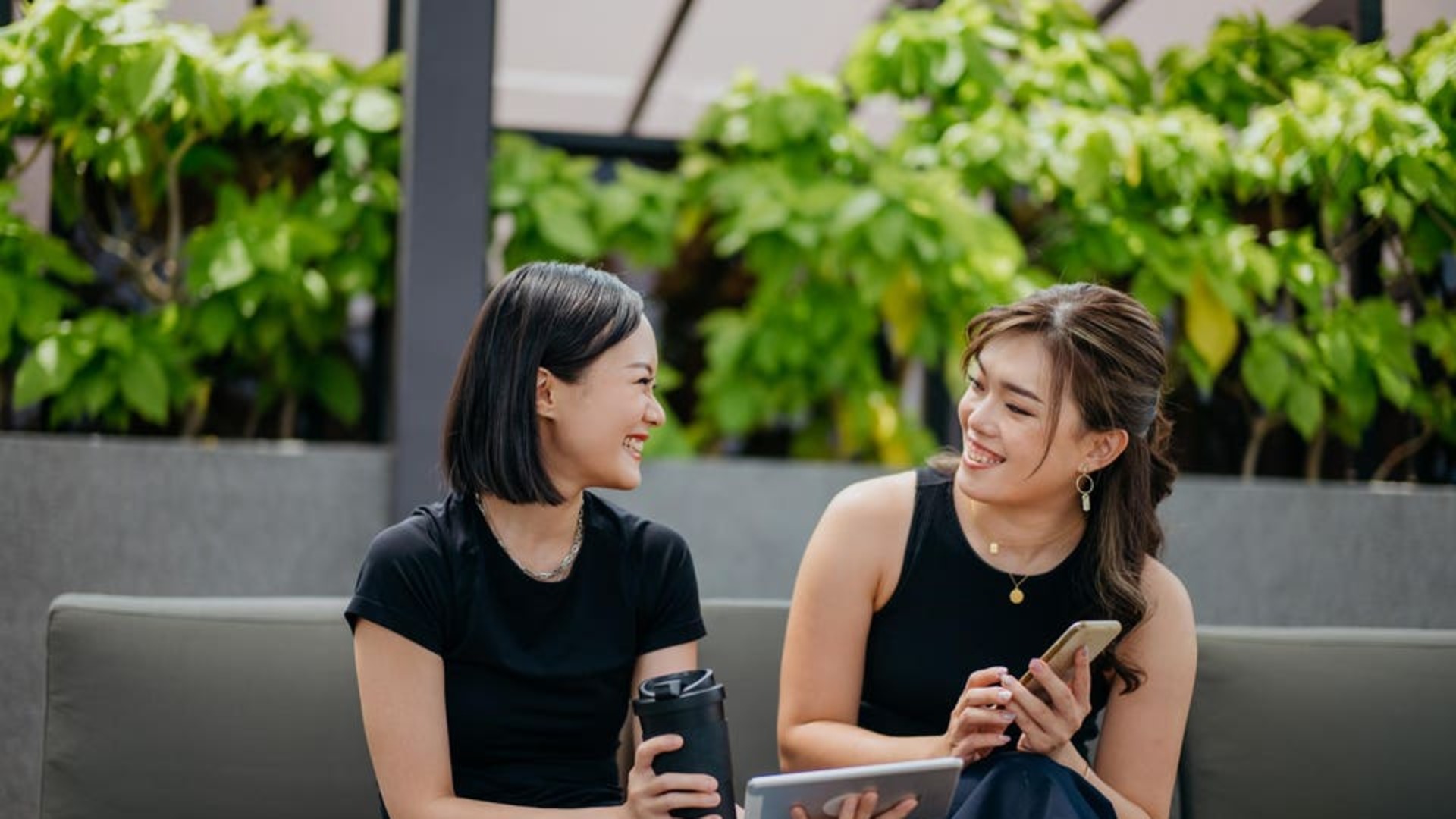 How To Make Community Your Competitive Advantage In Business