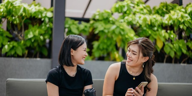 How To Make Community Your Competitive Advantage In Business