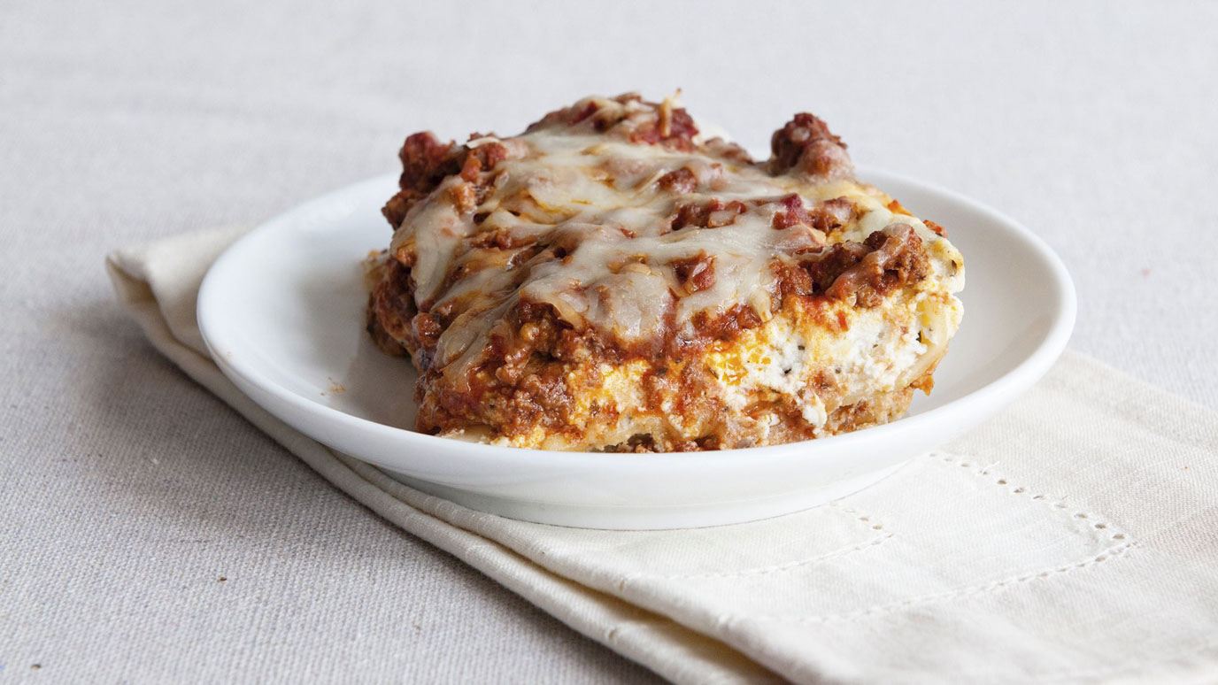 classic_lasagna_dine_and_dish_2000x1125.jpg