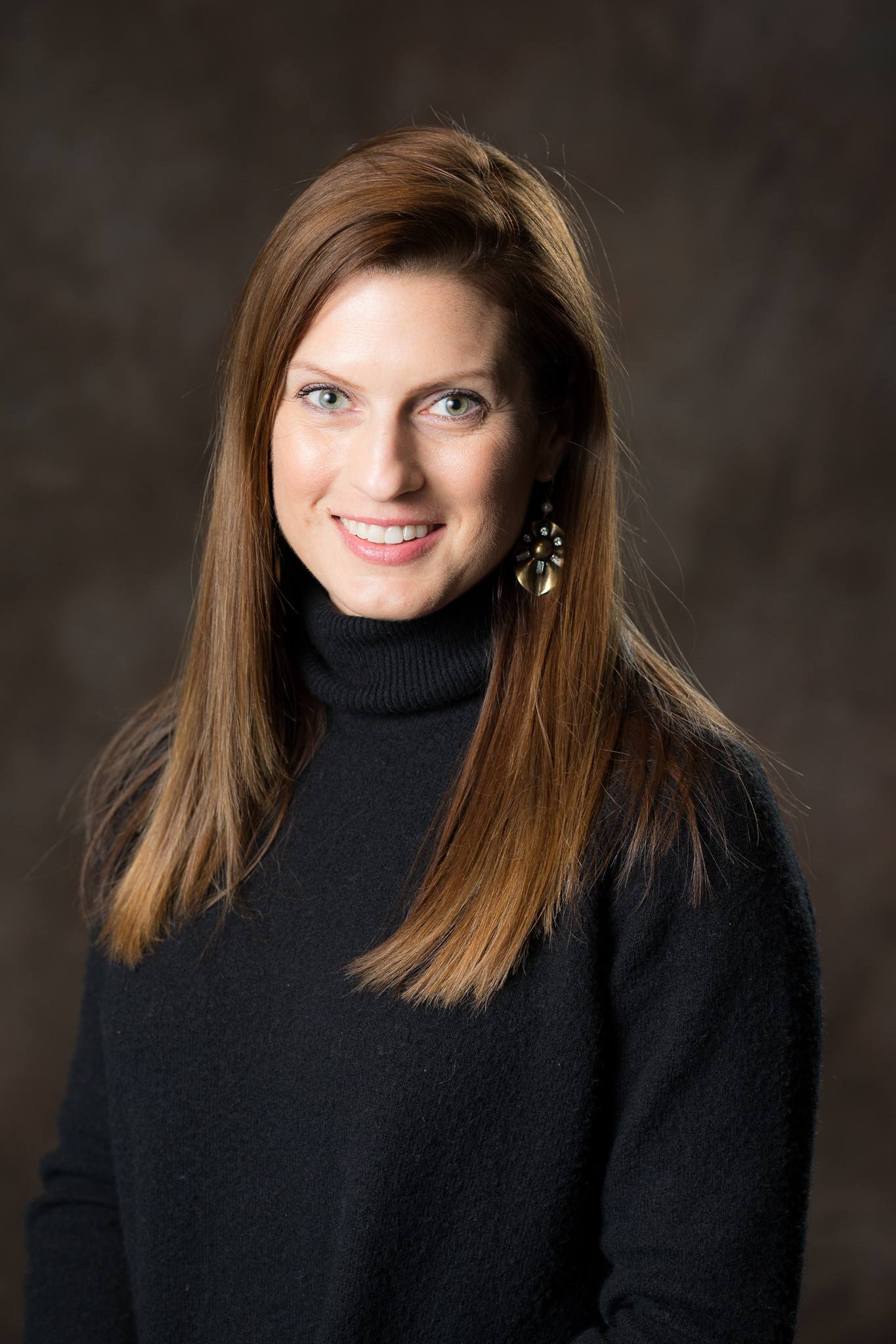Becky Hollingsworth_2020_Headshot.jpg