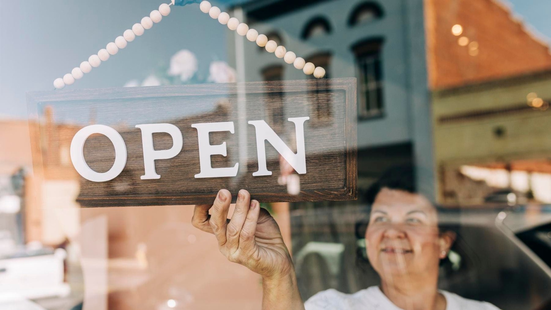 5 Ways Small Businesses Can Profit From America's Staycation Summer