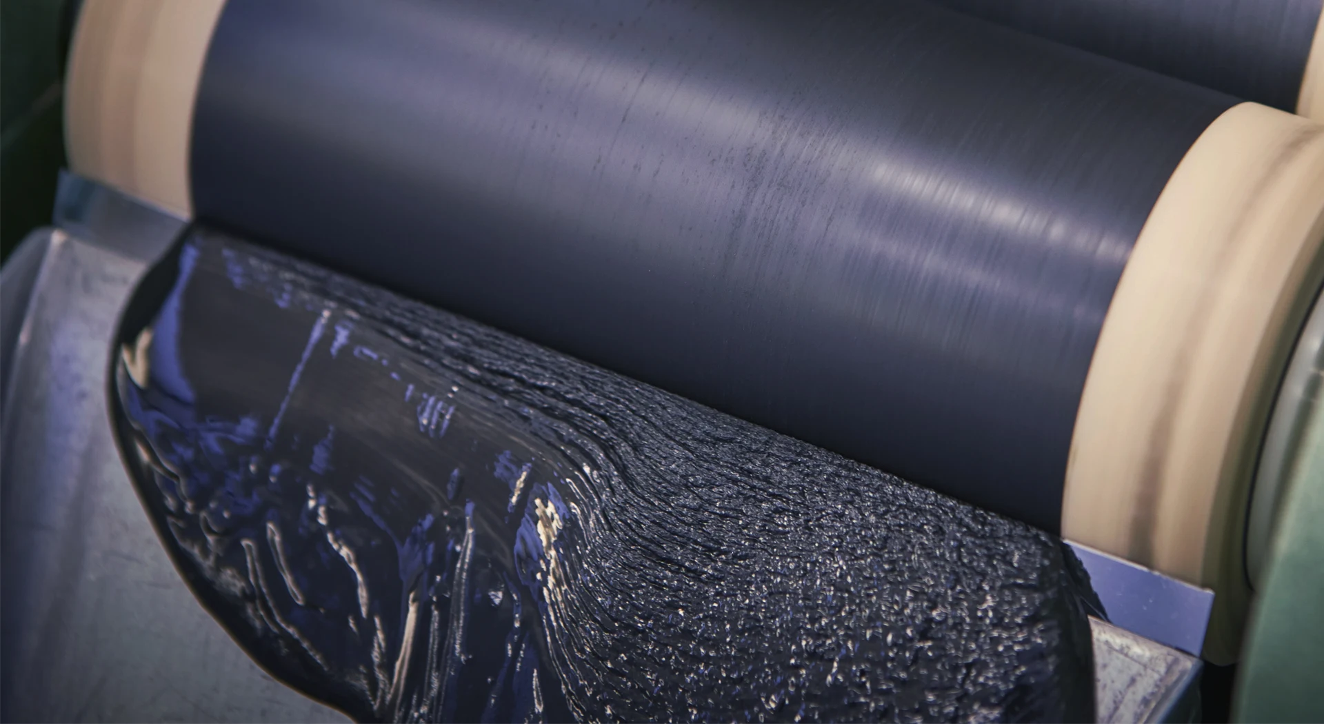 Solid oxide fuel cells (SOFC) and electrolysers (SOEC)