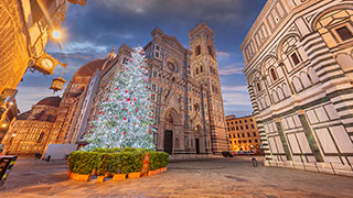 24915-IT-Florence-Duomo-Christmas-smhoz.jpg