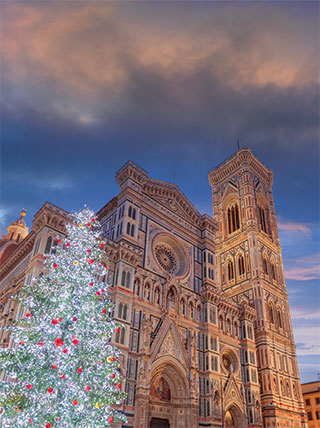 24915-IT-Florence-Duomo-Christmas-vert.jpg