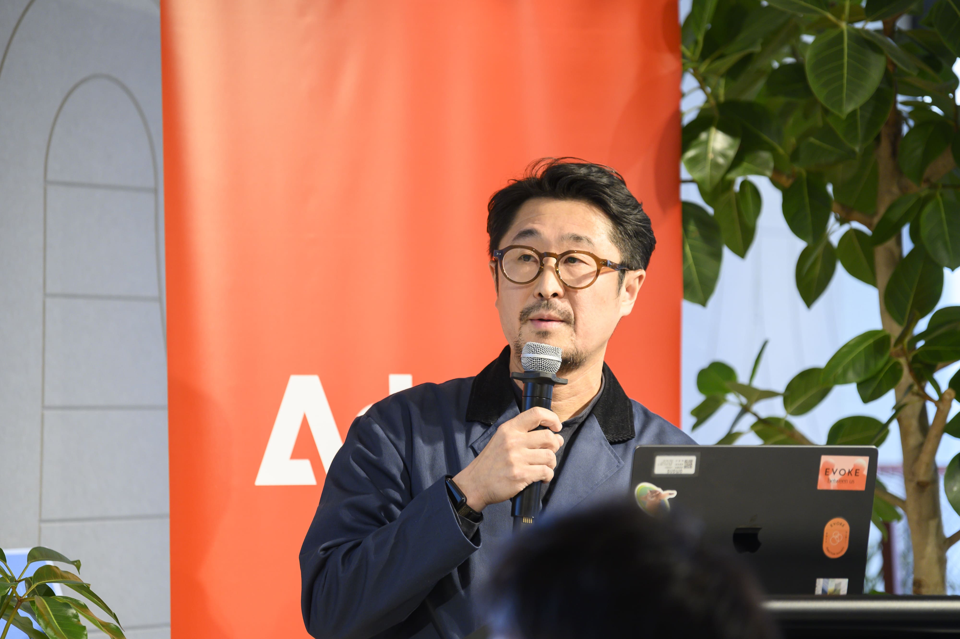 堀口高士｜Takashi Hori株式会社アマナ／Department Manager / Project Director