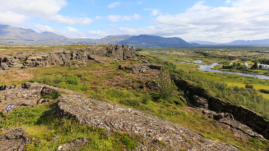 25122-IS_Thingvellir_AncientParliament_9c.jpg