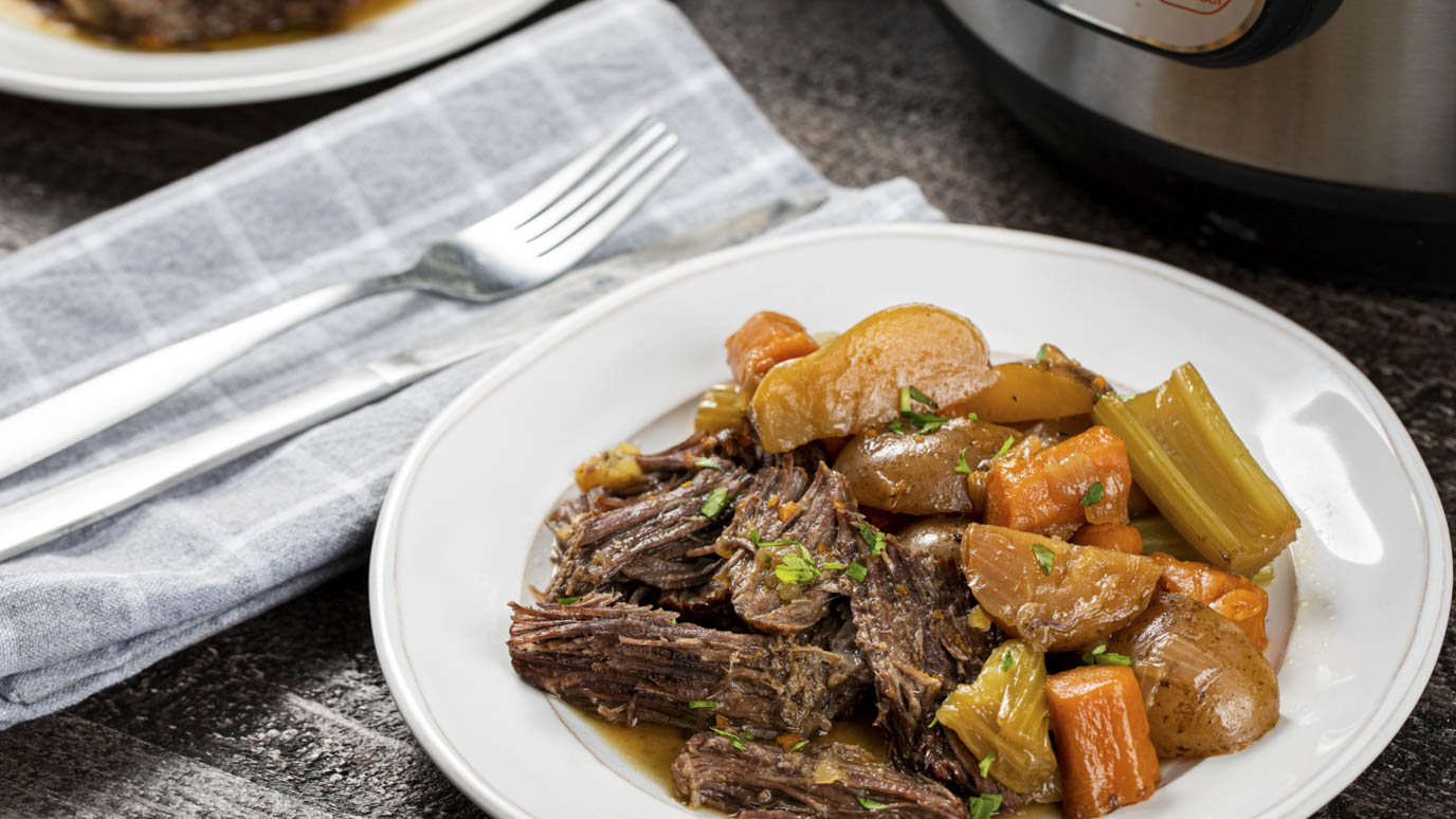 slow_cookers_savory_pot_roast_8789_2000x1125.jpg