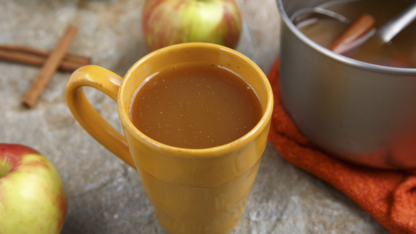 hot_maple_mulled_apple_cider_2000x1125.jpg