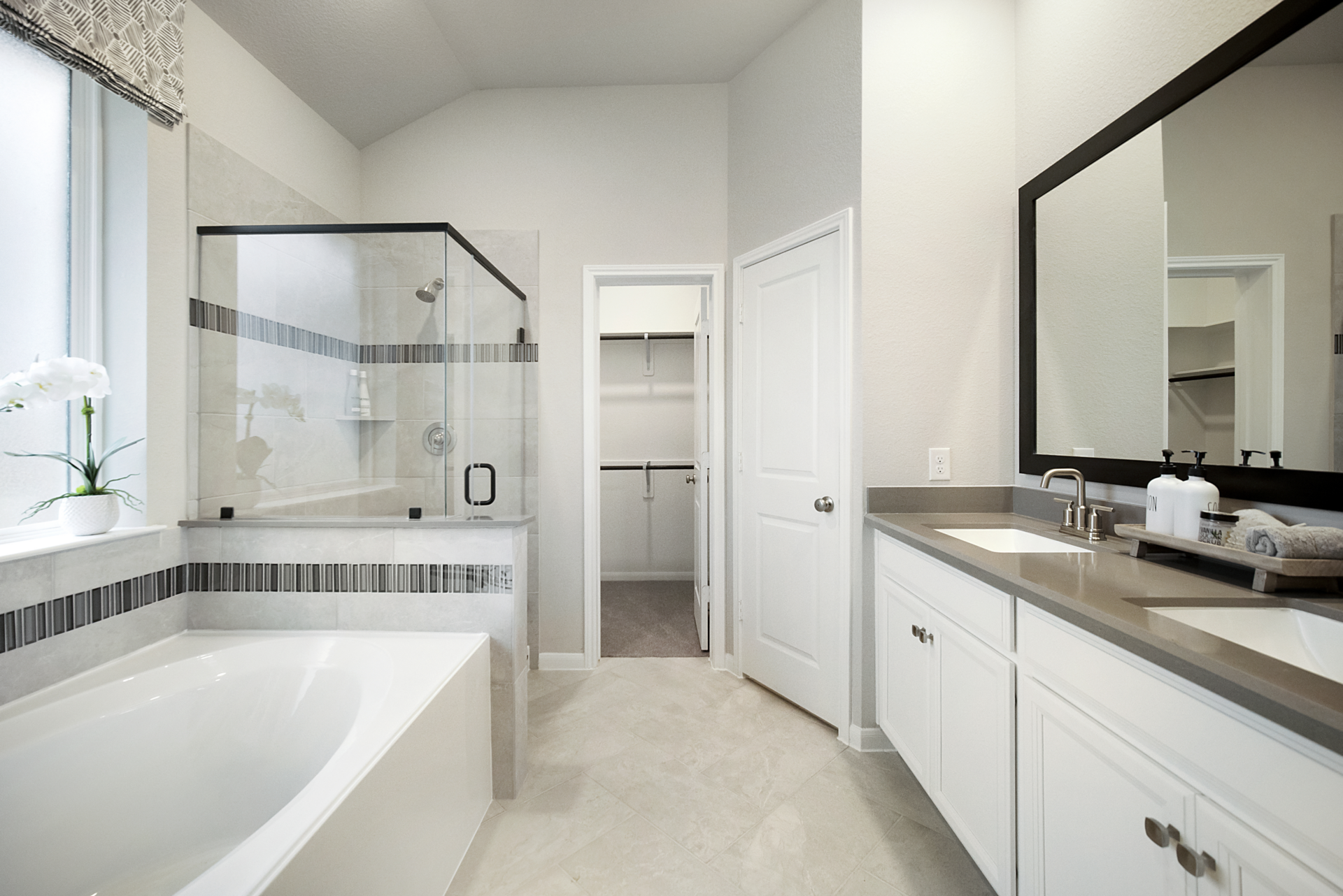 0f3f0f49-4d4b-4901-8eb4-c268b6b89c71