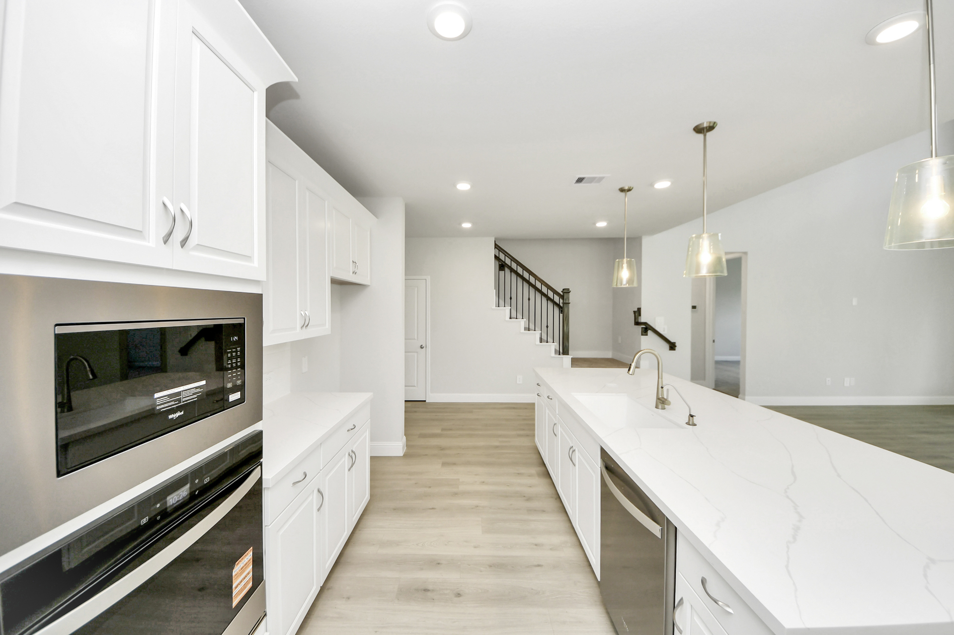 10daca00-2efb-4b32-a23f-ddc02fcd9f40