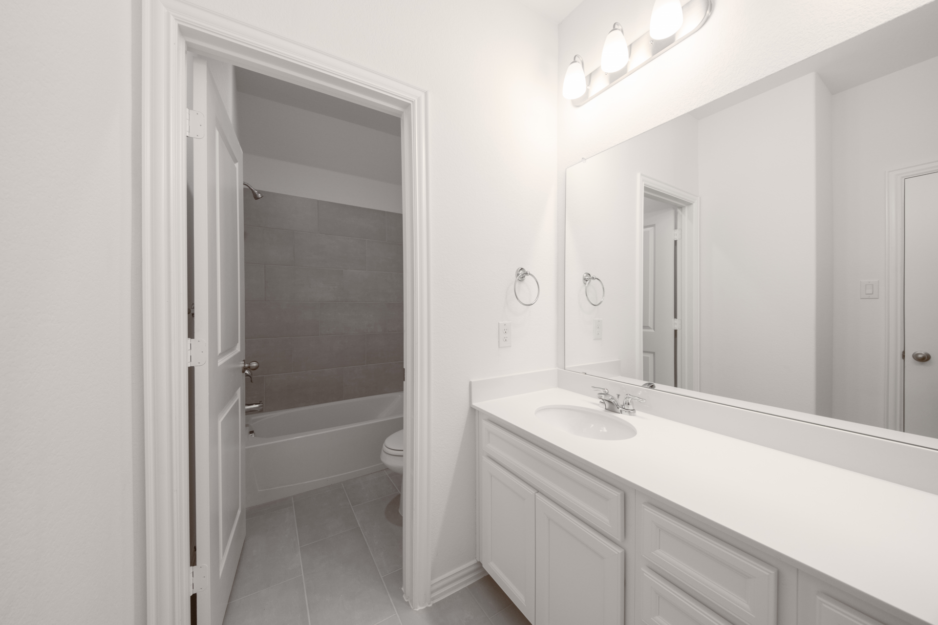 1397b203-9cf1-4e45-9d54-c126277e19d8