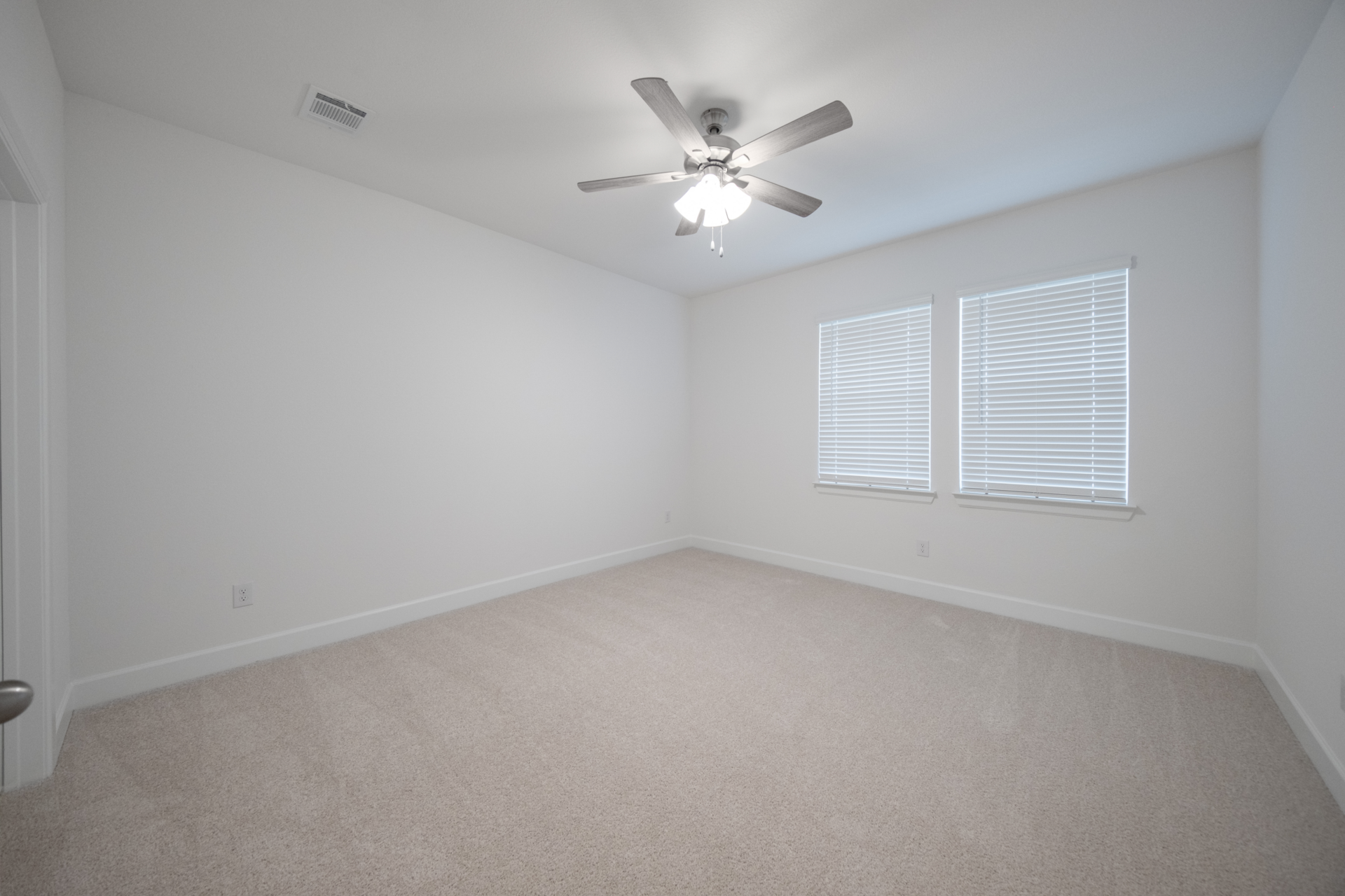 18fa3a72-5ae8-42da-9ddc-360bcf513131