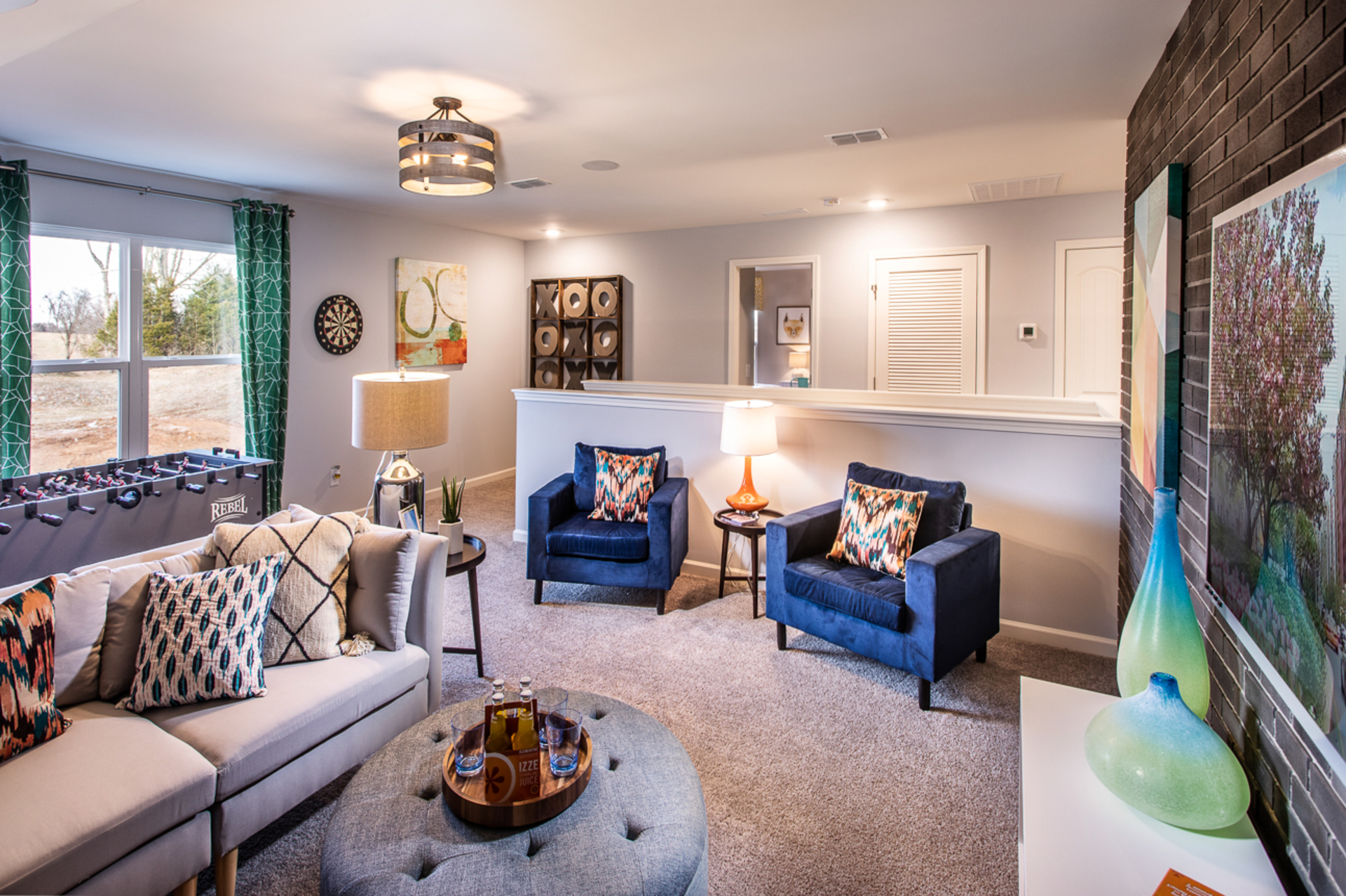 1ae448b5-c539-4323-aa35-918dc52a0242