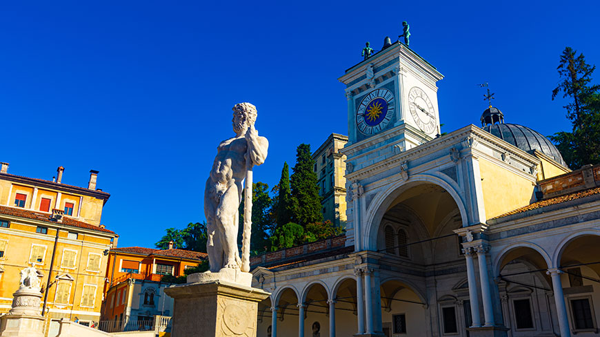 25254-IT-Udine-Piazza-Liberta-clock-tower-3c.jpg