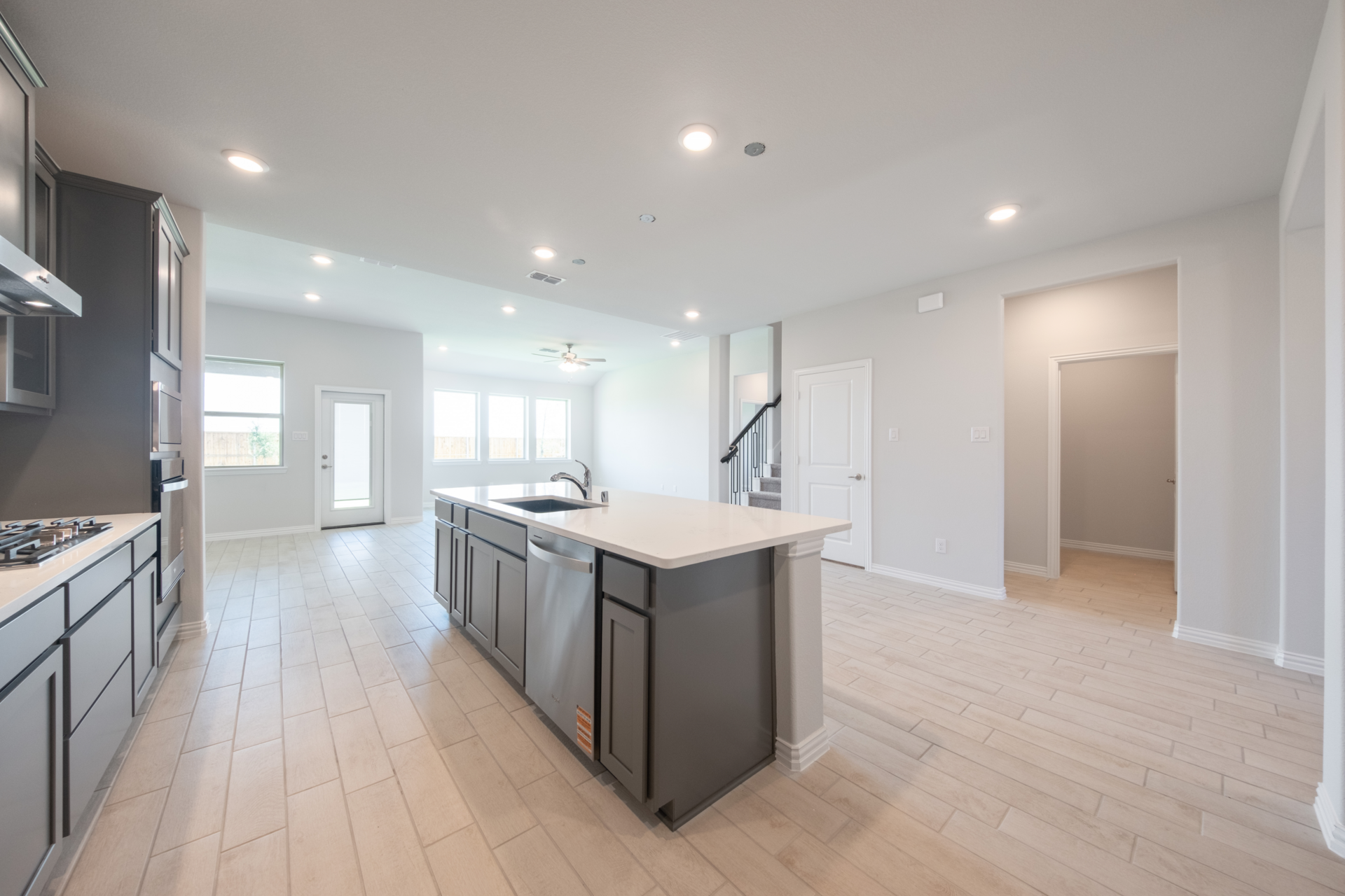 27272f79-bac5-4b95-8aea-6fbd71a81cd9