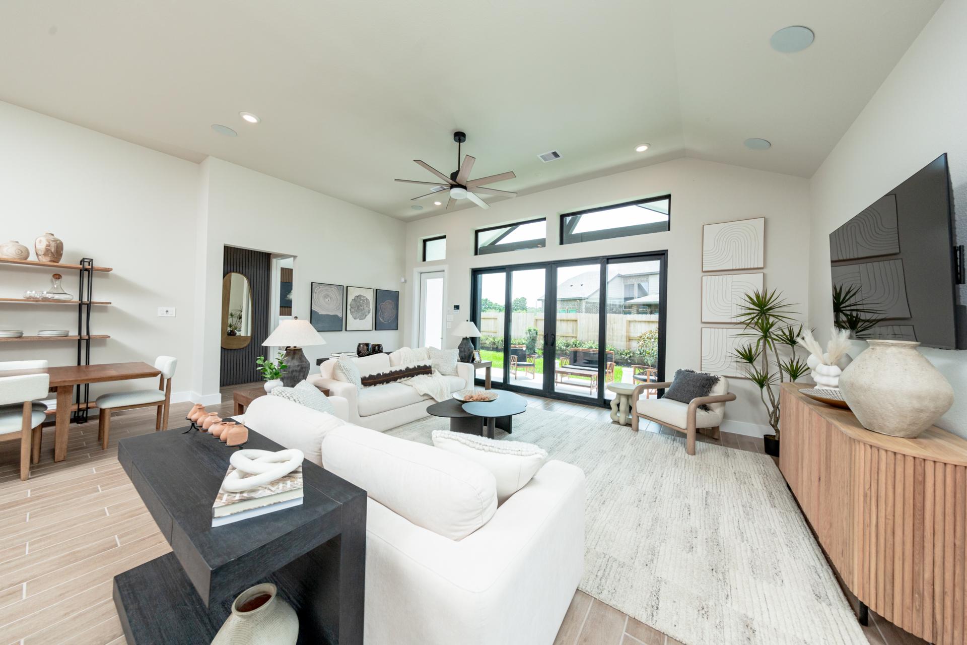 279f81c4-0fec-402a-9c46-2ff648e95ad9