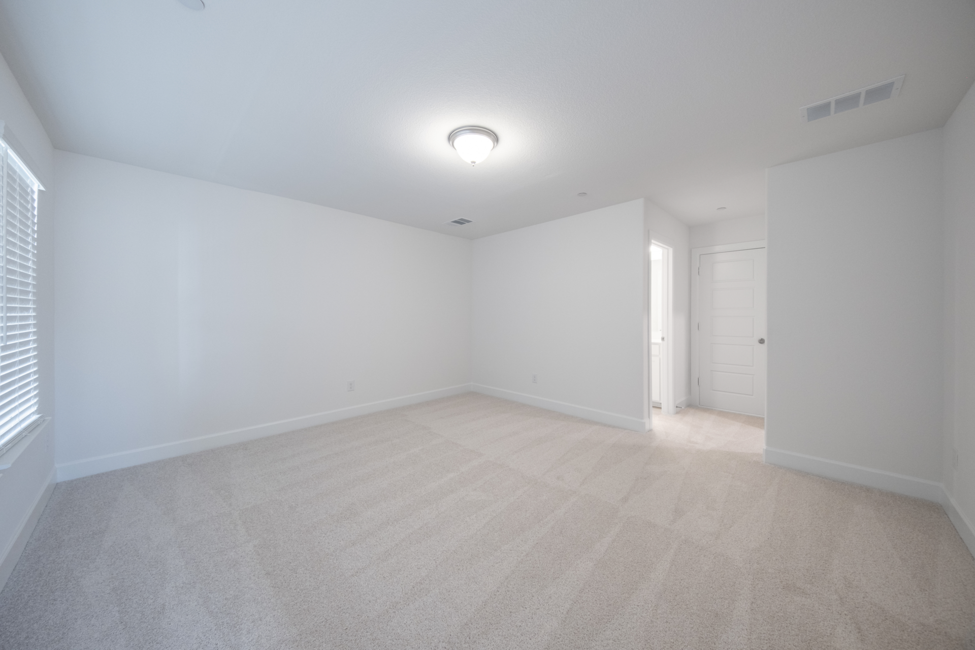 294c1dee-ca61-4f96-9ffd-f95c185213e3