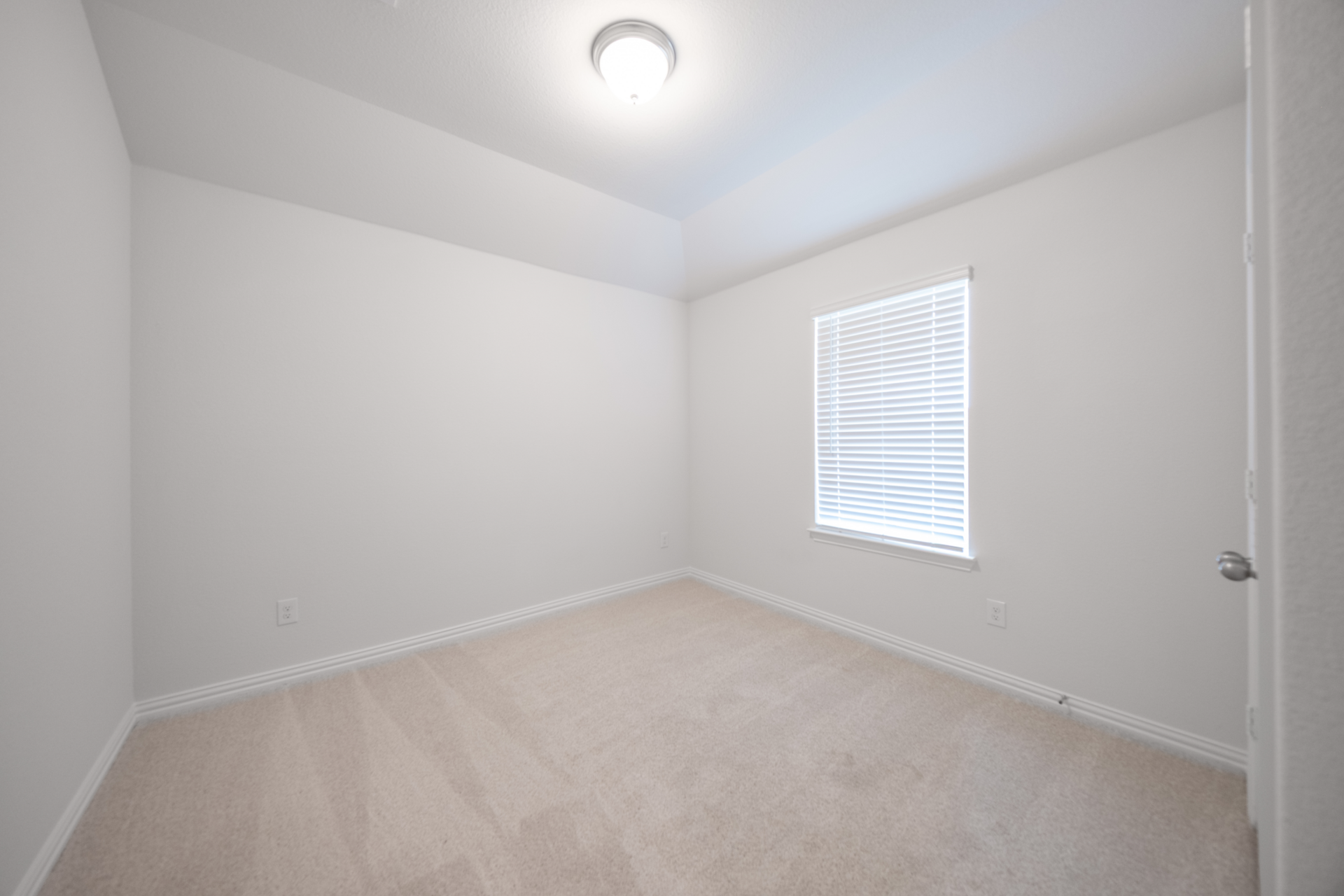 2ab45de3-1b00-4b8c-a141-685a080ff994