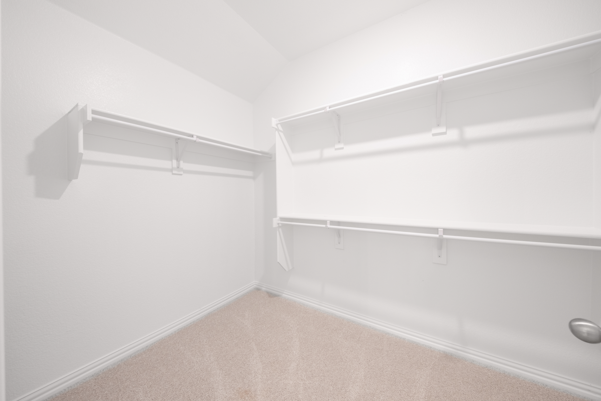 2b39d977-571c-4272-946a-671205c3821b