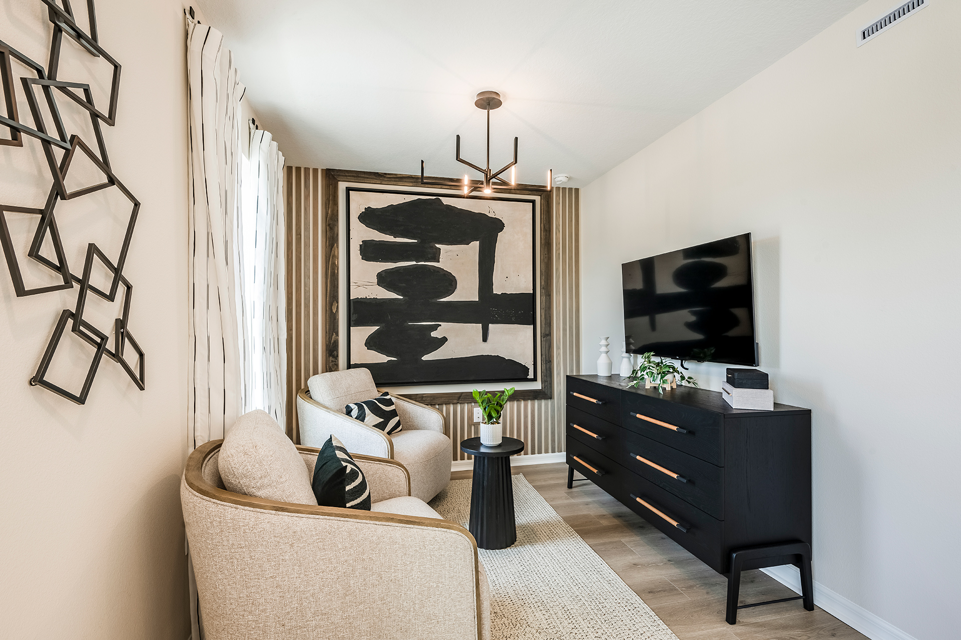 402467dd-5806-455a-8201-9b55a550270d