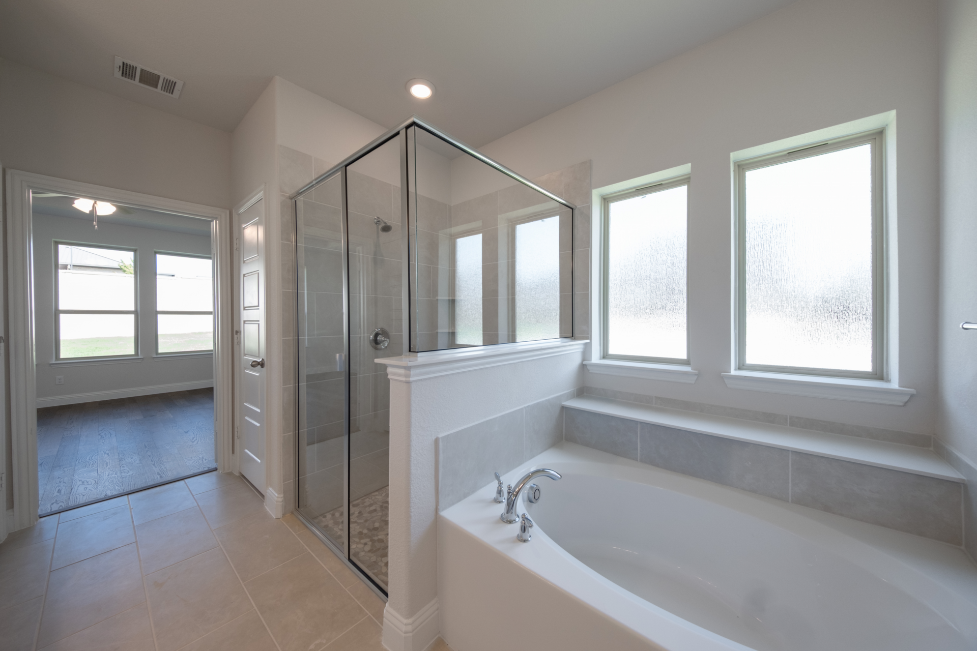 41d08ced-cb38-41c4-990a-f71101bf2d9f