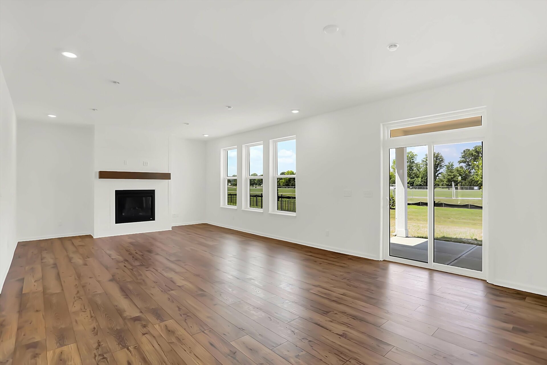 45d8c568-0c6e-436e-b4ca-a5e49f7749af