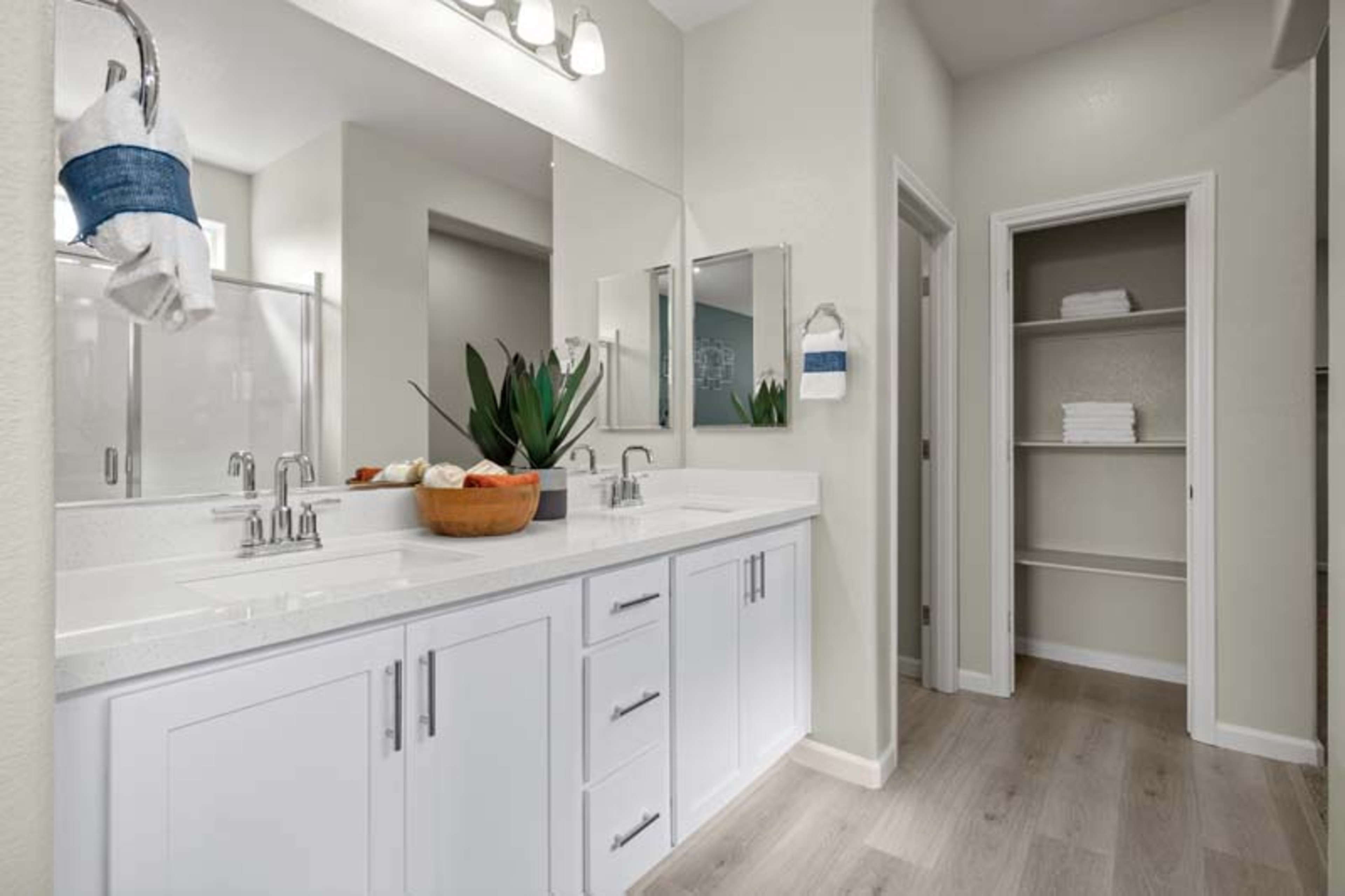 4cebf0dd-11b7-4101-9e1e-0b4b93f7cb91