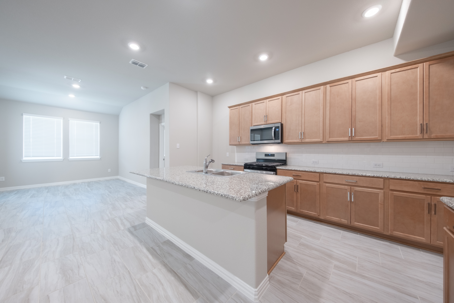 576e6780-ec08-41b4-857b-0b3a498193d9