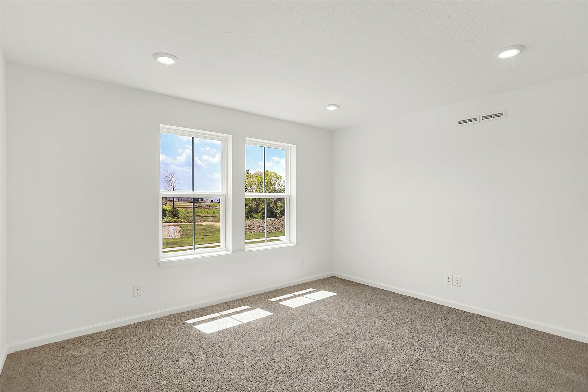 59ab5f23-b29e-478b-8aab-6ec4c9f53da0