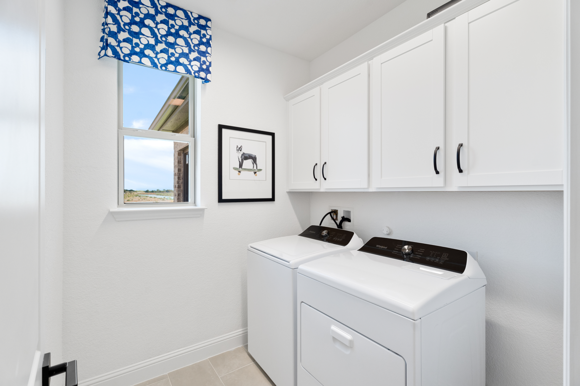 62ff9093-2e55-4525-9eac-2b2fb57f7ff3