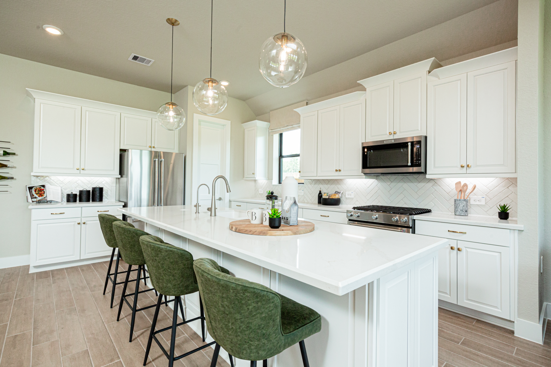 64fc7451-56cc-4414-8edb-400eeef48dbf