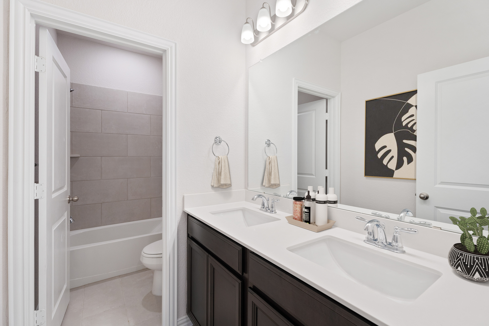 6feb74e1-8117-4df6-b945-dd2787a7ec40