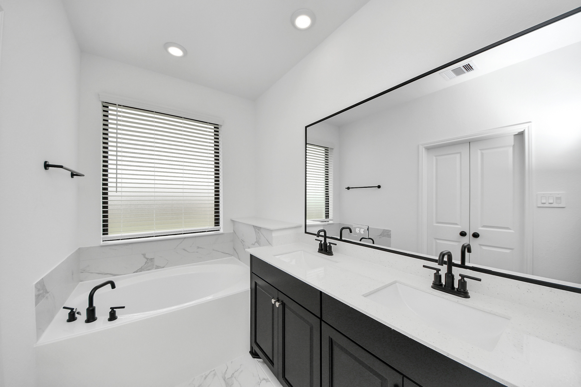 70075f70-79e9-49ac-ae3d-c97aede6bc75