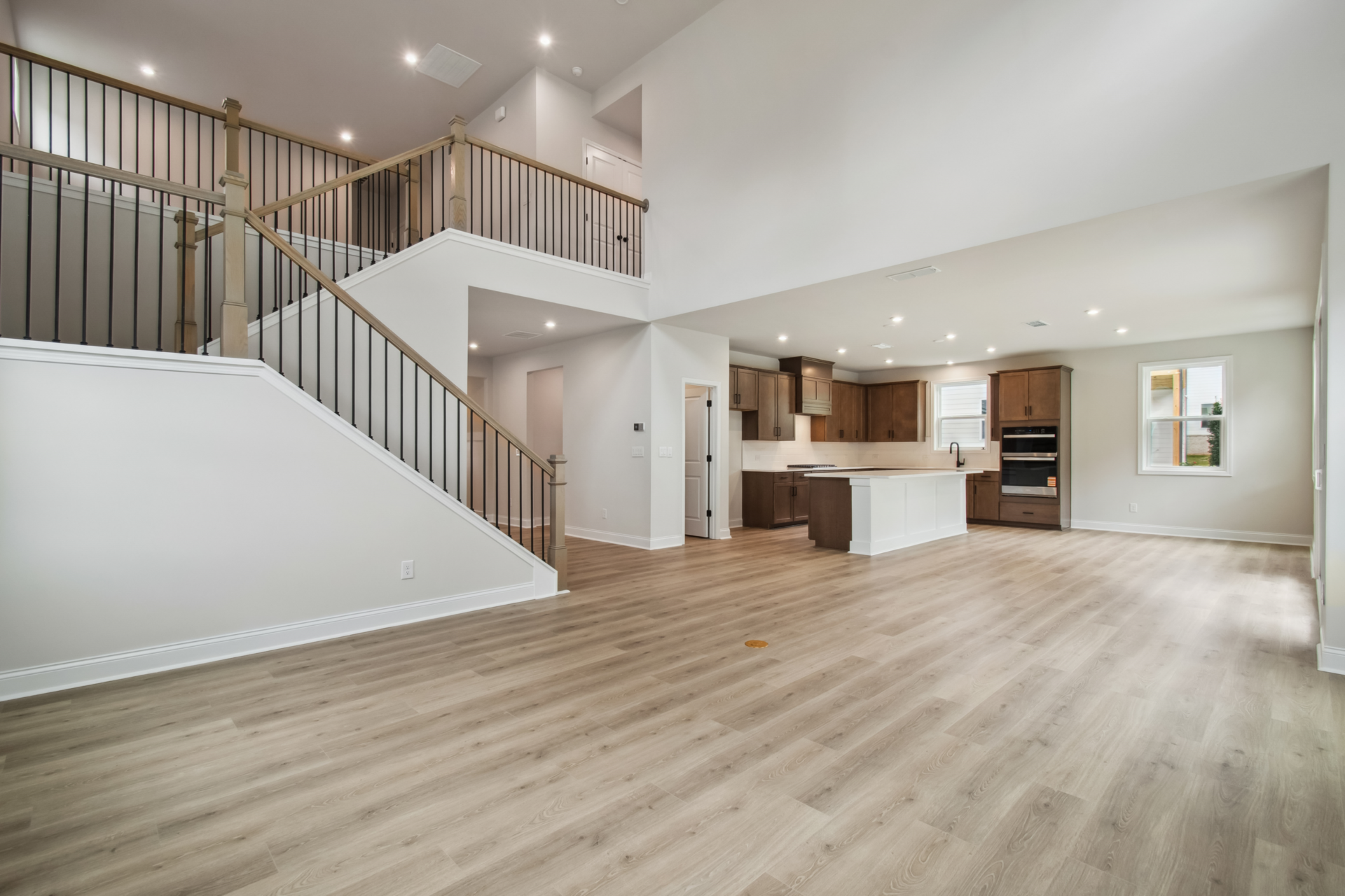 726f338f-259b-45dc-a4c1-42669b4900e2